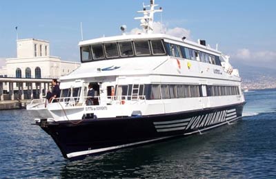 Vertaa ja varaa Alilauro lippuja Napoli ja Ischia AFerryn kanssa!